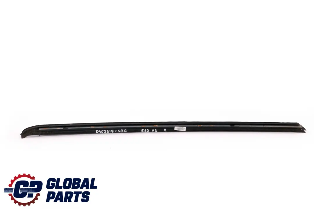 Delantero Derecho O / S Parabrisas Moldura De goteo Trim Silbergrau Gris para BMW E83 con número de pieza 0403319 BMW E83 Delantero Derecho O / S Parabrisas Moldura De goteo Trim Silbergrau Gris - SKU 0403319-SBG - Número de pieza 0403319