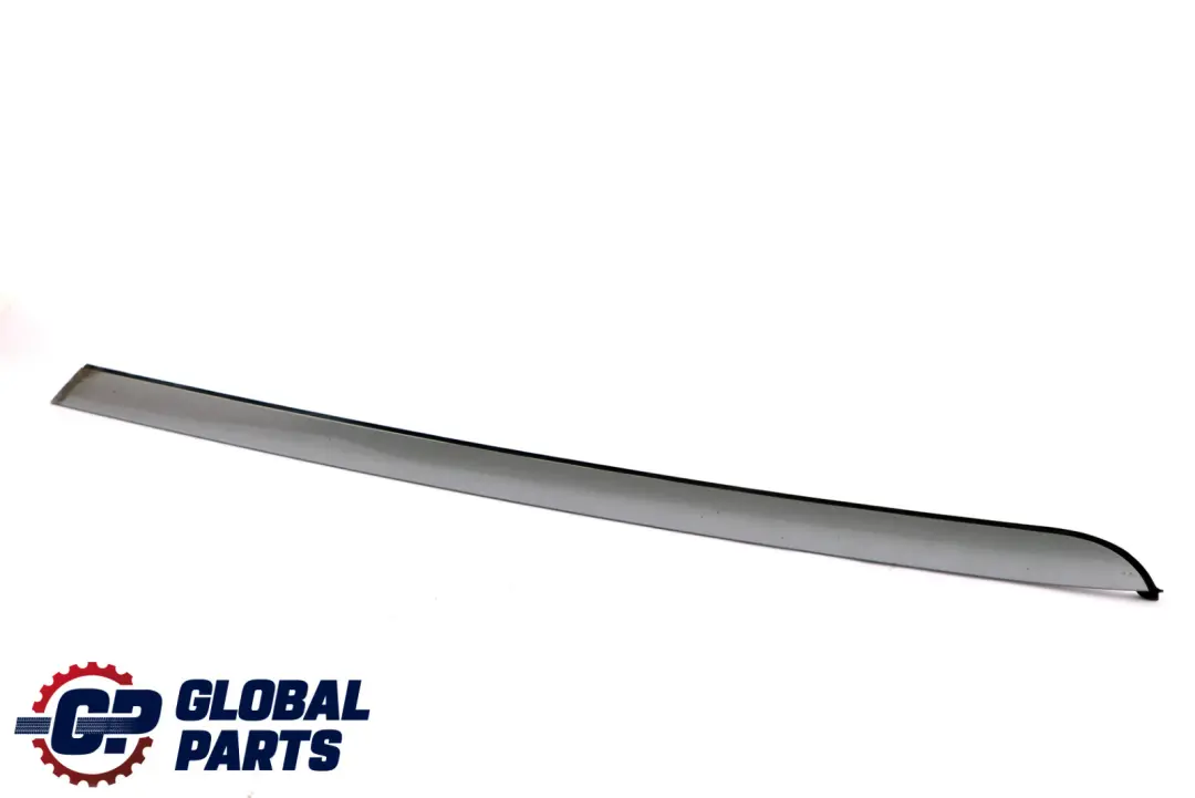 BMW E83 Delantero Derecho O / S Parabrisas Moldura De goteo Trim Silbergrau Gris - SKU 0403319-SBG - Número de pieza 0403319