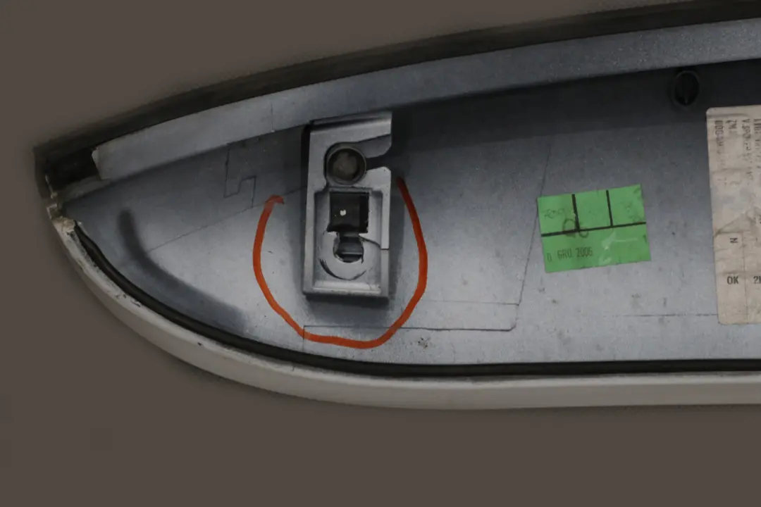 Heckspoiler Heckklappe weiß white 0420491 für BMW MINI Cooper R56 JCW mit Teilenummer 0404125 BMW MINI Cooper R56 JCW Heckspoiler Heckklappe weiß white 0420491 - SKU 0404125-WHI - Teilenummer 0404125