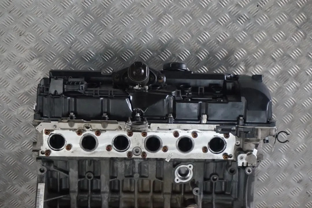 Nue Moteur 325i N52N N52B25A 218CV Neuf Distribution GARANTIE BMW E90 E91 E92 - SKU 0415028-2 - Numéro de pièce 0415028