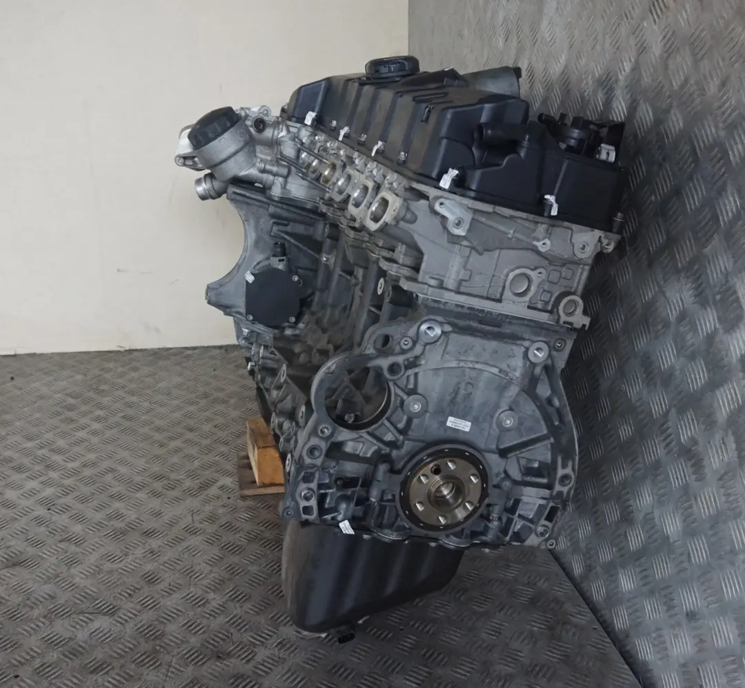Nue Moteur 325i N52N N52B25A 218CV Neuf Distribution GARANTIE BMW E90 E91 E92 - SKU 0415028-2 - Numéro de pièce 0415028