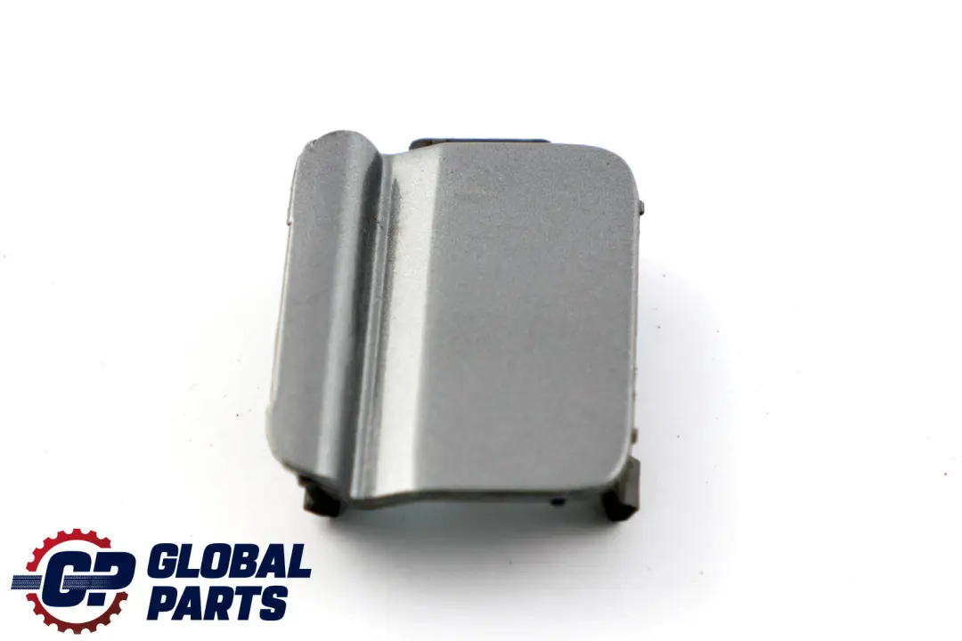 1er E60 LCI Heckstoßstange Klappe Abschleppöse Spacegrau für BMW mit Teilenummer 7178175 BMW 1er E60 LCI Heckstoßstange Klappe Abschleppöse Spacegrau - SKU 0422362-SCG - Teilenummer 7178175