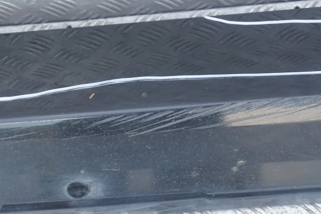 BMW E60 LCI Nakładka listwa lewa na próg lewy - SKU 0422464-BS1 - Numer Części 0422464