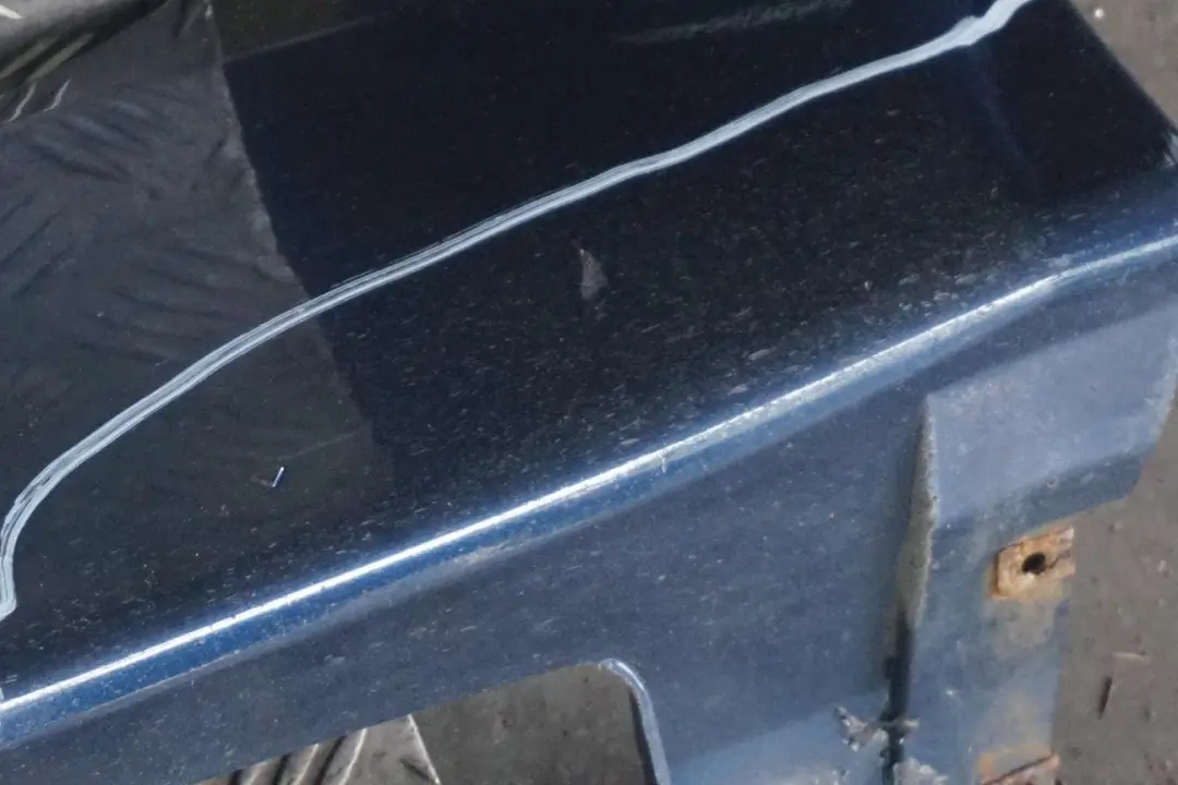 BMW E60 LCI Cubre Umbral de Puerta Faldon Lateral Izquierdo Tiefseeblau Azul A76 - SKU 0422464-DSB - Número de pieza 0422464