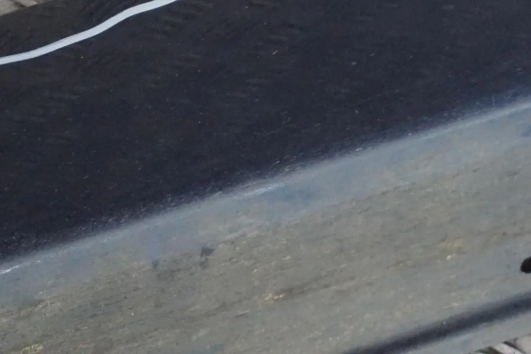 Bas de Porte Blende Seuil a Gauche Bleu des Mers Profondes pour BMW 5 E60 E61 LCI 1 à propos du numéro de pièce 0422464 BMW 5 E60 E61 LCI 1 Bas de Porte Blende Seuil a Gauche Bleu des Mers Profondes - SKU 0422464-DSB1 - Numéro de pièce 0422464