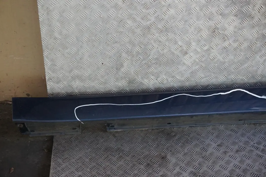 BMW E60 LCI Nakładka listwa lewa na próg lewy - SKU 0422464-DSB1 - Numer Części 0422464