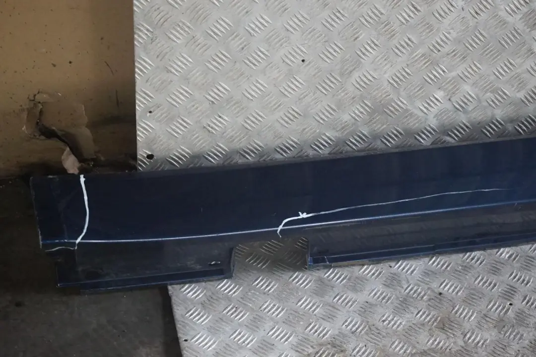 Door Sill Cover Side Skirt Left N/S Tiefseeblau Blue - A76 to BMW 5 E60 E61 LCI 2 with Part number 0422464 BMW 5 E60 E61 LCI 2 Door Sill Cover Side Skirt Left N/S Tiefseeblau Blue - A76 - SKU 0422464-DSB2 - Part number 0422464