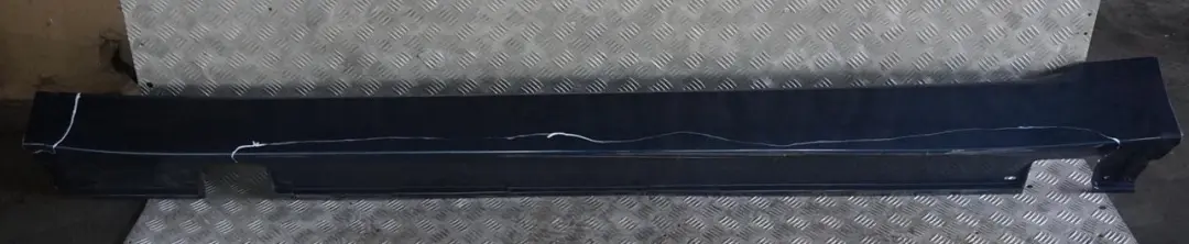 Schwellerleiste Blende Schweller Links Tiefseeblau Blau für BMW 5 E60 E61 LCI 2 mit Teilenummer 0422464 BMW 5 E60 E61 LCI 2 Schwellerleiste Blende Schweller Links Tiefseeblau Blau - SKU 0422464-DSB2 - Teilenummer 0422464