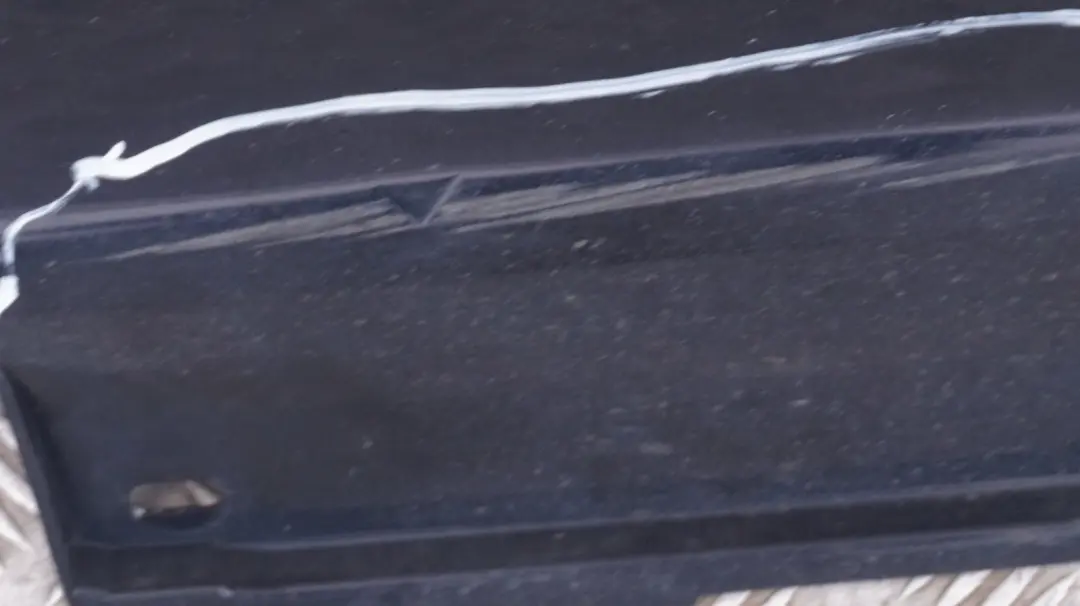 Bas de Porte Couverture Seuil a Gauche Bleu Monaco - A35 pour BMW 5 E60N E61N LCI à propos du numéro de pièce 0422464 BMW 5 E60N E61N LCI Bas de Porte Couverture Seuil a Gauche Bleu Monaco - A35 - SKU 0422464-MB - Numéro de pièce 0422464