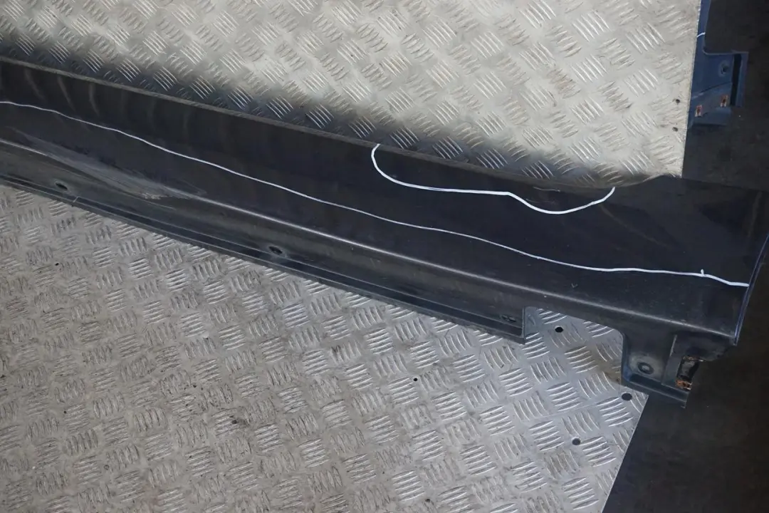 BMW E60 E61 LCI Nakładka listwa lewa na próg lewy - SKU 0422464-MB1 - Numer Części 0422464