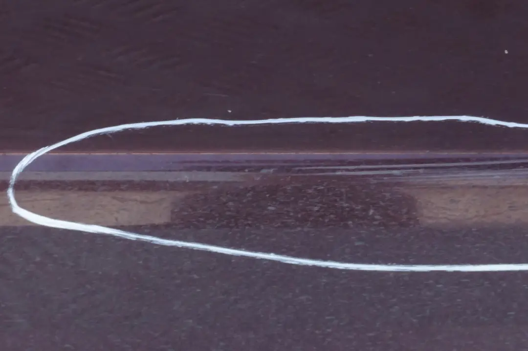 BMW E60 E61 LCI Zócalo Cubierta Falda Lateral Derecha Barberarot Rojo - A39 - SKU 0422465-BAR - Número de pieza 0422465