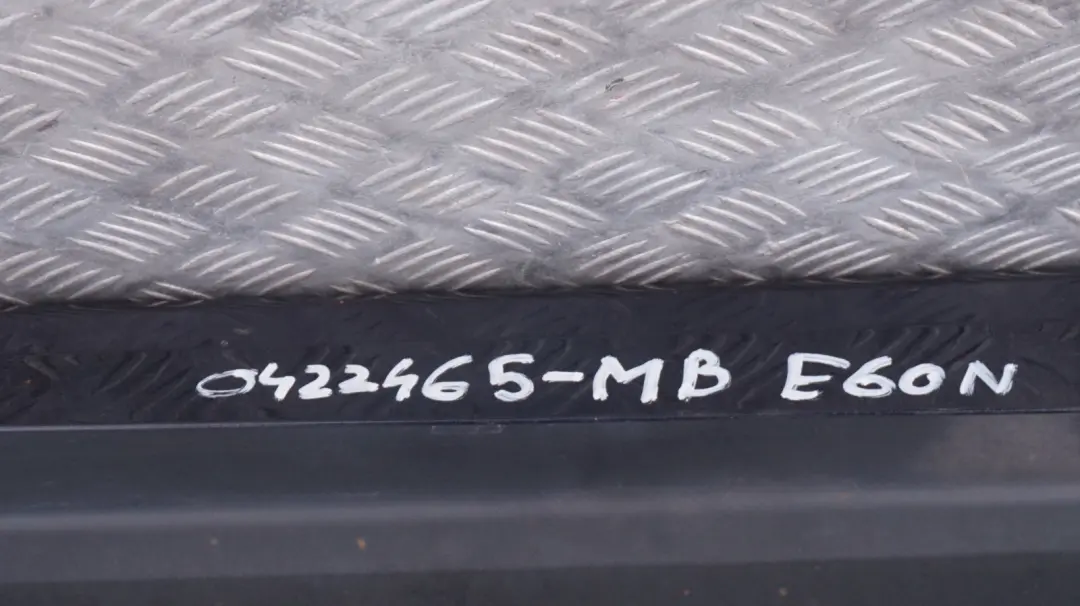 Bas de Porte Couverture Seuil a Gauche Bleu Monaco, Bleu - pour BMW 5 E60N E61N LCI à propos du numéro de pièce 0422465 BMW 5 E60N E61N LCI Bas de Porte Couverture Seuil a Gauche Bleu Monaco, Bleu - - SKU 0422465-MB - Numéro de pièce 0422465