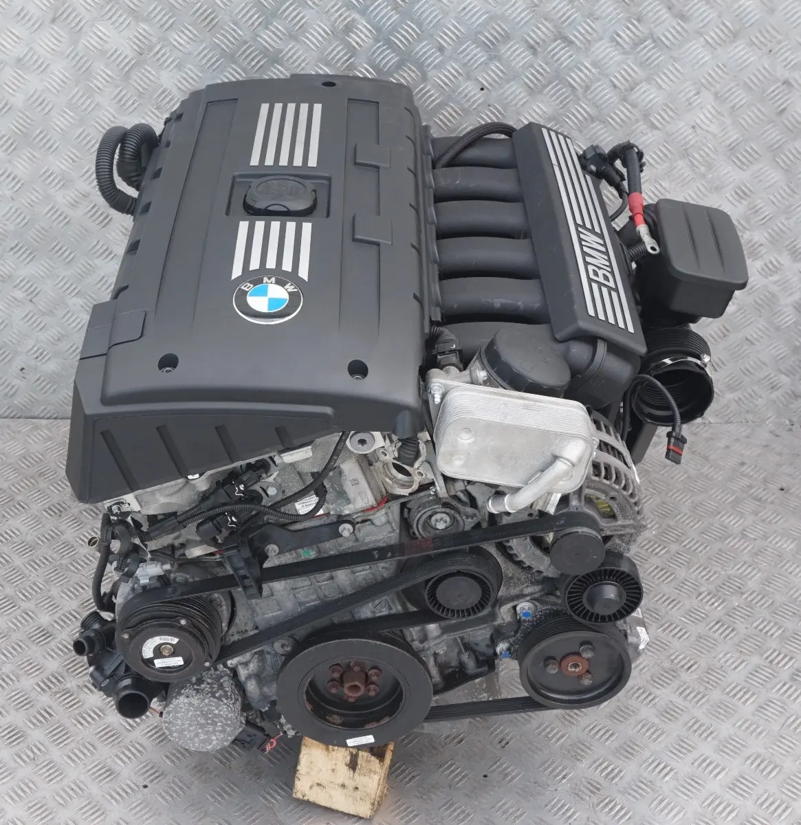 BMW E60 E61 LCI 523i N53 190PS Motore Completo N53B25A 137 000 km, GARANZIA
