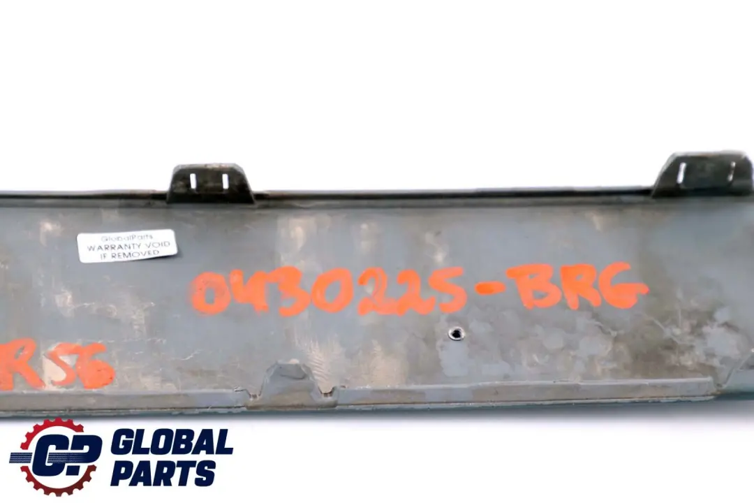 Panneau garniture pare-chocs avant gauche British Racing Green Vert pour Mini R55 R56 à propos du numéro de pièce 0430225 Mini R55 R56 Panneau garniture pare-chocs avant gauche British Racing Green Vert - SKU 0430225-BRG - Numéro de pièce 0430225