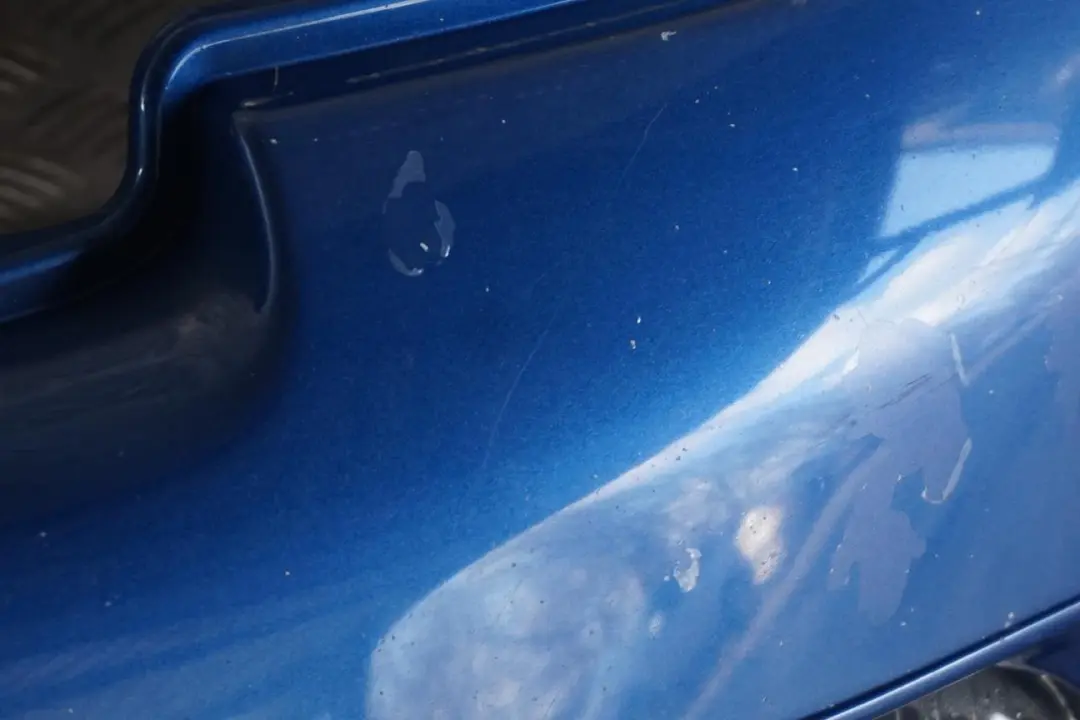 Stossfänger Vorn Lightning Blue Blau - A63 für BMW Mini R55 R56 R57 Cooper S mit Teilenummer 0430242 BMW Mini R55 R56 R57 Cooper S Stossfänger Vorn Lightning Blue Blau - A63 - SKU 0430242-LB1 - Teilenummer 0430242