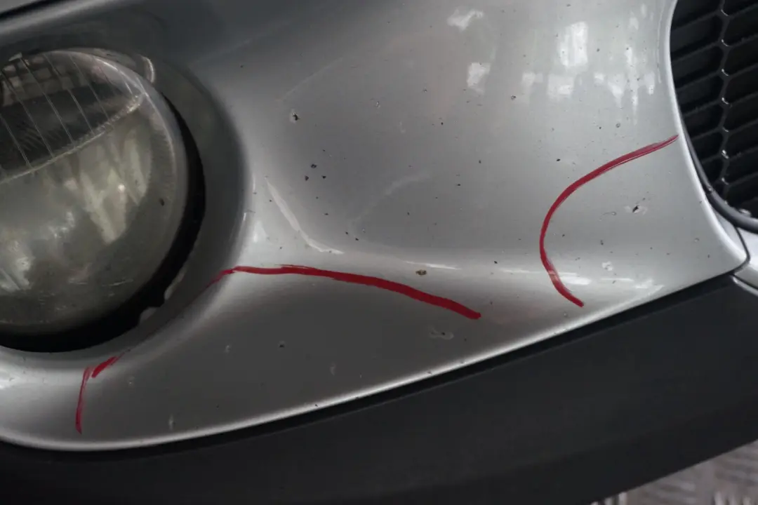 Stossfänger Vorn Pure Silver Silber - 900 für BMW Mini R55 R56 R57 Cooper S mit Teilenummer 0430242 BMW Mini R55 R56 R57 Cooper S Stossfänger Vorn Pure Silver Silber - 900 - SKU 0430242-PS1 - Teilenummer 0430242