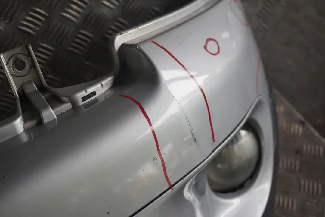 Stossfänger Vorn Pure Silver Silber - 900 für BMW Mini R55 R56 R57 Cooper S mit Teilenummer 0430242 BMW Mini R55 R56 R57 Cooper S Stossfänger Vorn Pure Silver Silber - 900 - SKU 0430242-PS1 - Teilenummer 0430242