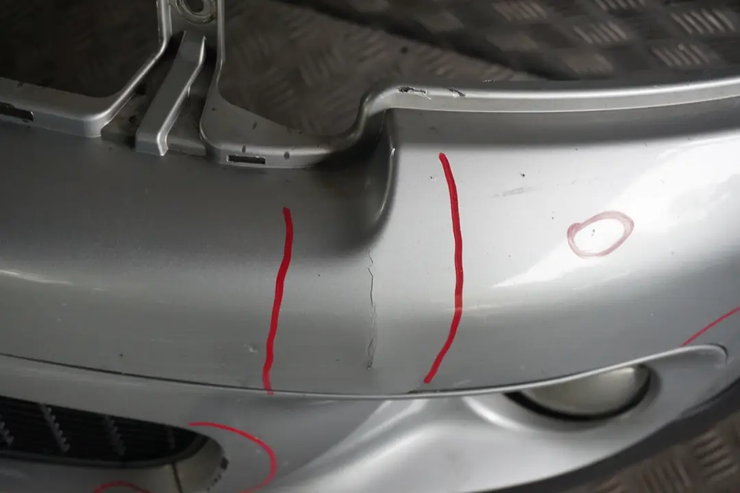 Stossfänger Vorn Pure Silver Silber - 900 für BMW Mini R55 R56 R57 Cooper S mit Teilenummer 0430242 BMW Mini R55 R56 R57 Cooper S Stossfänger Vorn Pure Silver Silber - 900 - SKU 0430242-PS1 - Teilenummer 0430242