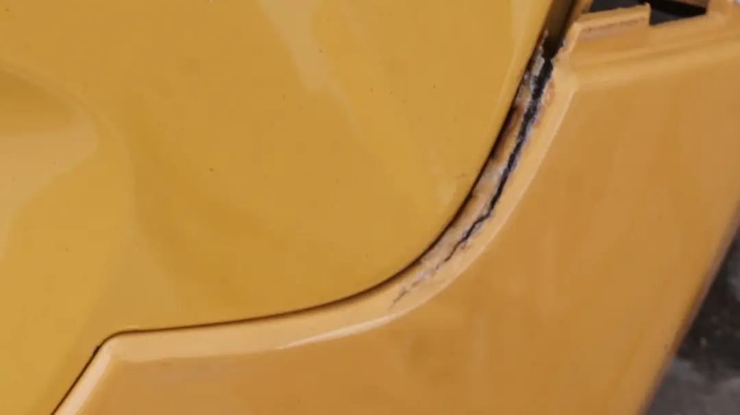 Mini Cooper R56 R57 1 Panel embellecedor parachoques trasero Mellow Yellow - A58 - SKU 0430252-MY1 - Número de pieza 0430252