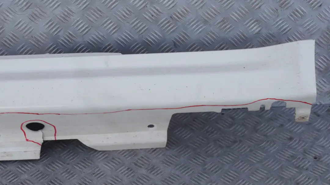 BMW MINI Cooper R56 R57 Abdeckung Schweller links Pepper White Pfeffer Weiß - SKU 0430299-PW - Teilenummer 0430299