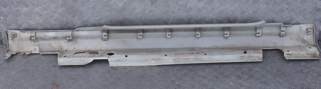 Kit Left Door N/S Sill Skirt Cover Pepper White to BMW MINI Cooper R56 R57 Aero with Part number 0430299 BMW MINI Cooper R56 R57 Aero Kit Left Door N/S Sill Skirt Cover Pepper White - SKU 0430299-PW - Part number 0430299