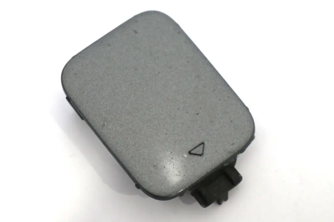 BMW E60 LCI Tapa Gancho Remolque Parachoques Delantero Spacegrau A52 - SKU 0430601-SCG - Número de pieza 0430601