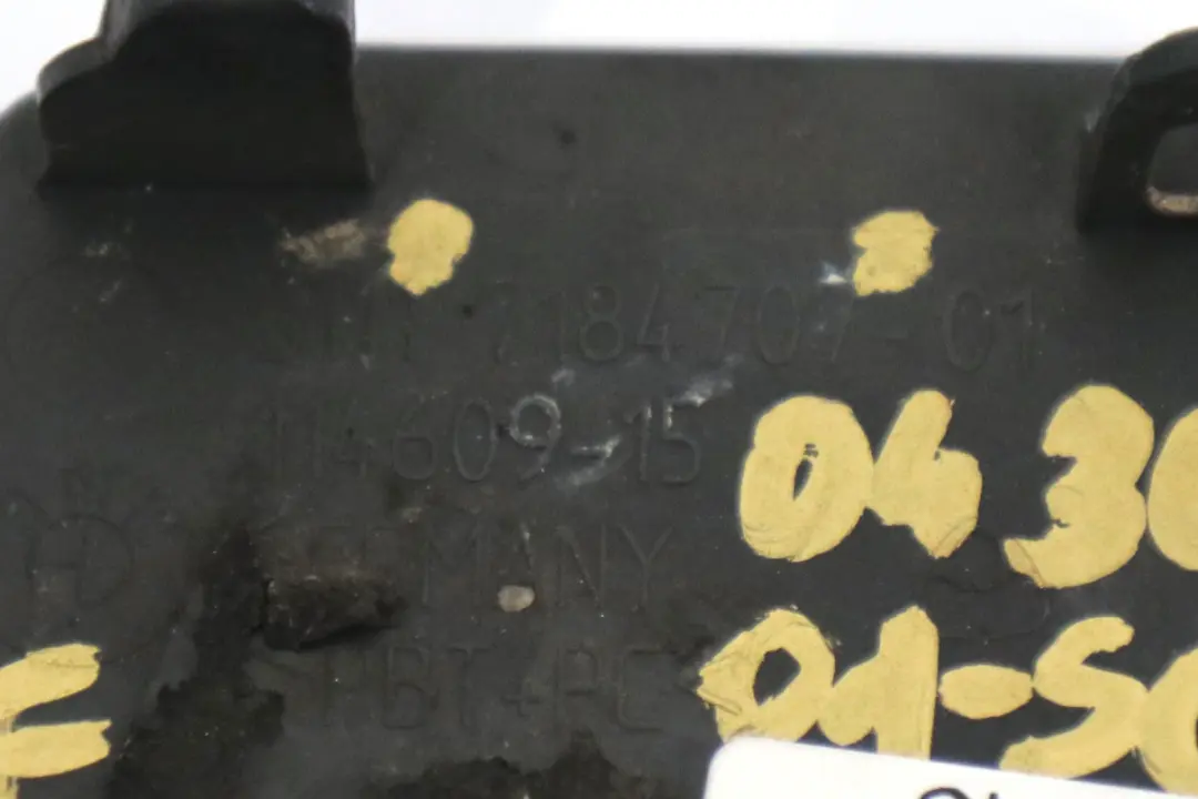 BMW E60 LCI Coperchio Gancio Traino Anteriore Grigio Spazio A52 - SKU 0430601-SCG - Numero di parte 0430601