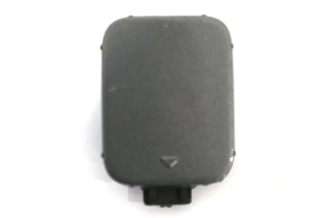 Tapa Gancho Remolque Parachoques Delantero Spacegrau A52 para BMW E60 LCI con número de pieza 0430601 BMW E60 LCI Tapa Gancho Remolque Parachoques Delantero Spacegrau A52 - SKU 0430601-SCG - Número de pieza 0430601