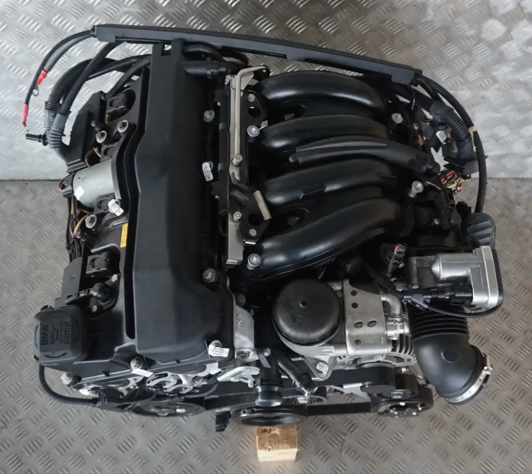 BMW 1 3 E87 E90 E91 120i 320i 150PS Kompletter Motor N46B20B 48 000 km GARANTIE - SKU 0430933-5 - Teilenummer 0430933