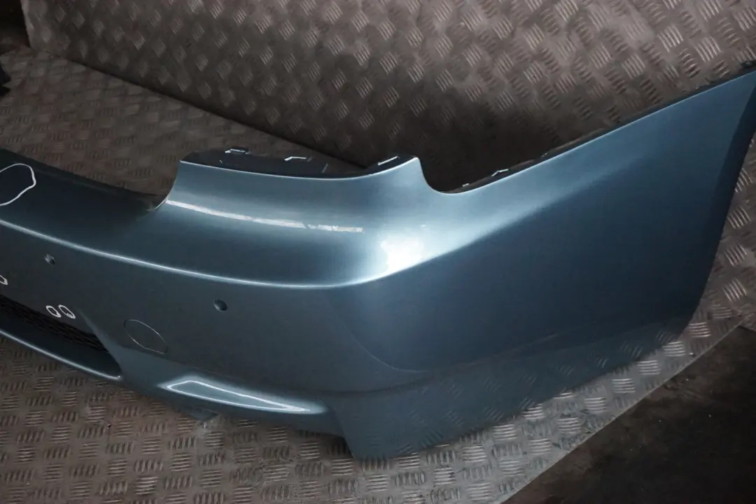 Zderzak tylny Atlantikblau M3 do BMW E92 E93 o numerze 0433104 BMW E92 E93 Zderzak tylny Atlantikblau M3 - SKU 0433104-ATL - Numer Części 0433104