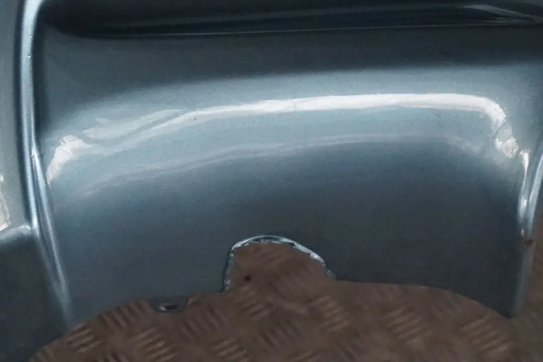 Zderzak tylny Atlantikblau M3 do BMW E92 E93 o numerze 0433104 BMW E92 E93 Zderzak tylny Atlantikblau M3 - SKU 0433104-ATL - Numer Części 0433104