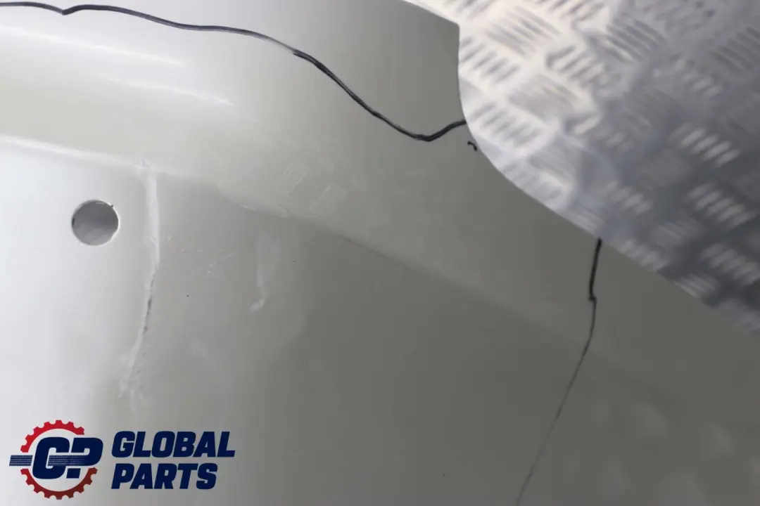 Complete Rear Bumper PDC White Gold to BMW 3 Series E92 E93 M3 with Part number 0433104 BMW 3 Series E92 E93 M3 Complete Rear Bumper PDC White Gold - SKU 0433104-WG - Part number 0433104