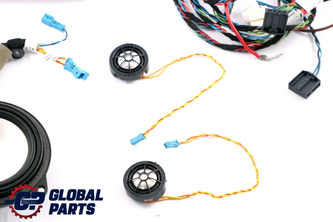 HiFi Audio Speaker Amplifier Retrofit Kit Set to BMW 1 3 Series E87 E90 with Part number 0445684 BMW 1 3 Series E87 E90 HiFi Audio Speaker Amplifier Retrofit Kit Set - SKU 0445684 - Part number 0445684
