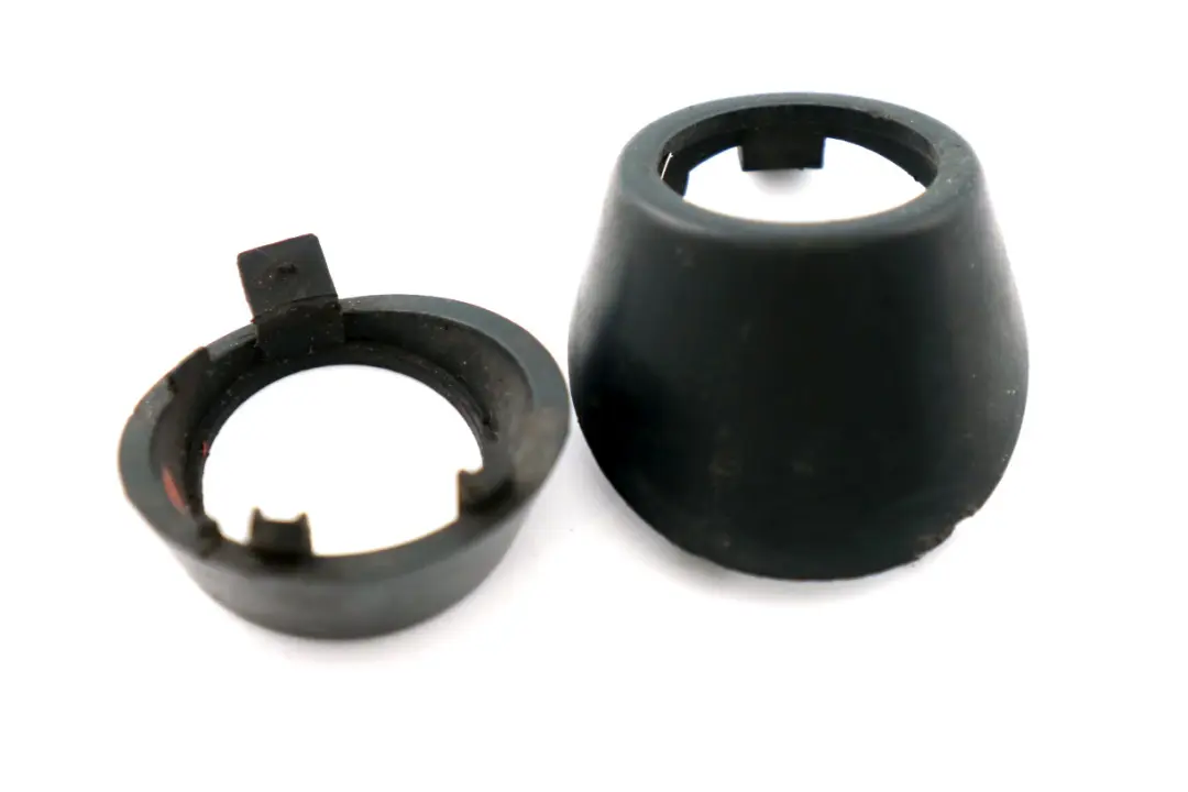 Wiper Axle Arm Cover to Mini R50 R52 R53 Rear with Part number 0690391 Mini R50 R52 R53 Rear Wiper Axle Arm Cover - SKU rhd-0690391 - Part number 0690391