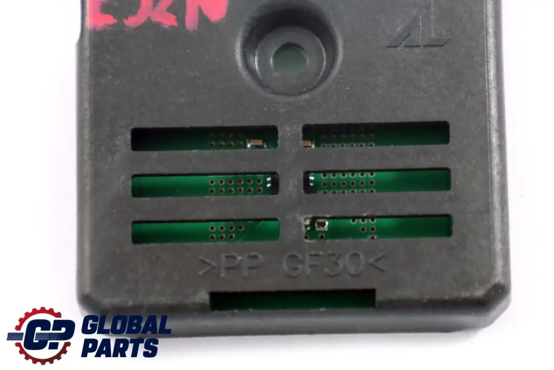 BMW E92 LCI Moduł LED 1307329329 - SKU 1 301 328 884 - Numer Części 1301328884