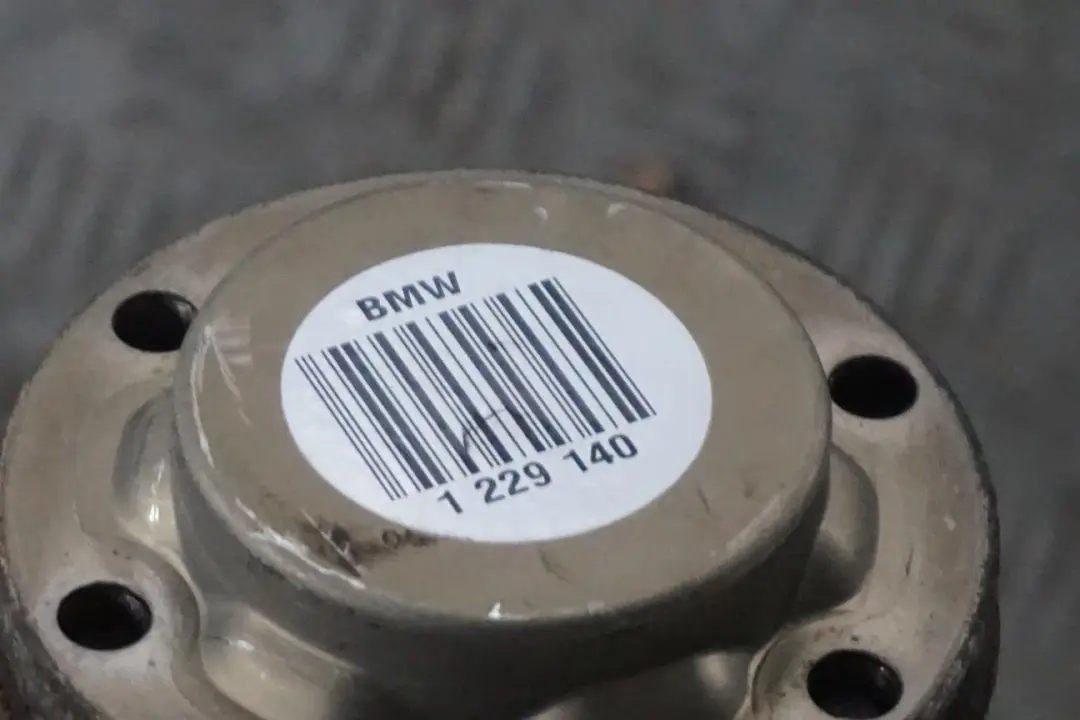 BMW 5 E39 Saloon 520i M52 Rear Left N/S Suspension Leg Brake Wheel Hub Axle - SKU 1091335 - Part number 1091335