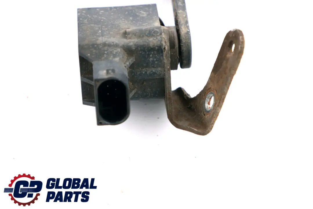 Headlight Control Level Sensor Bracket Left N/S to BMW 5 X5 Series E39 E53 with Part number 1094061 BMW 5 X5 Series E39 E53 Headlight Control Level Sensor Bracket Left N/S - SKU 1094061 - Part number 1094061