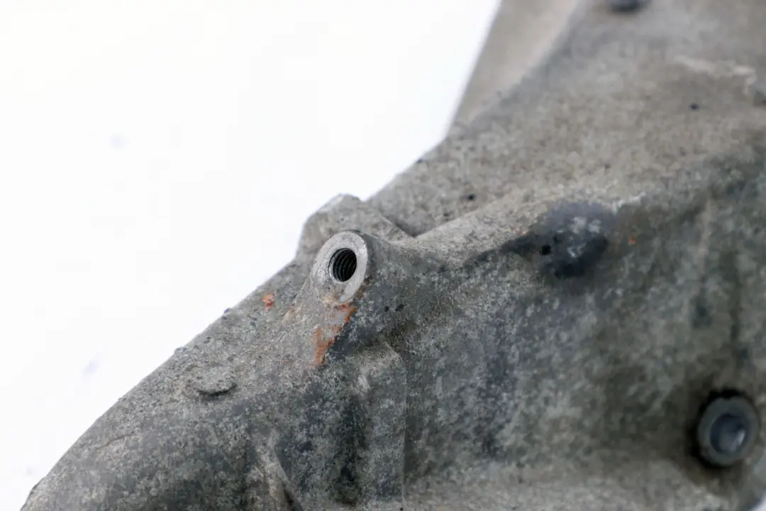 Mount BMW E46 Z4 E85 Engine Supporting Bracket Left N/S to Engine with Part number 1094697 Engine Mount BMW E46 Z4 E85 Engine Supporting Bracket Left N/S - SKU 1094697 - Part number 1094697