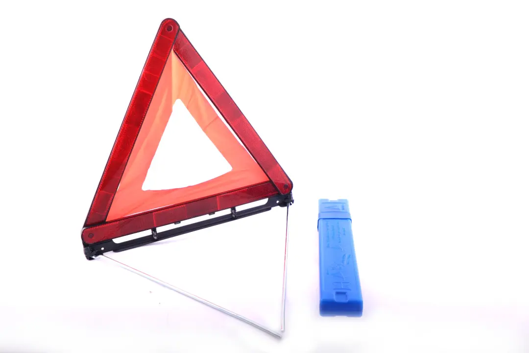 Triangolo Di Segnalazione BMW E60 E61 E87 E90 E91 Contenitore Blu per con numero di parte 1095457 Triangolo Di Segnalazione BMW E60 E61 E87 E90 E91 Contenitore Blu - SKU 1095457 - Numero di parte 1095457