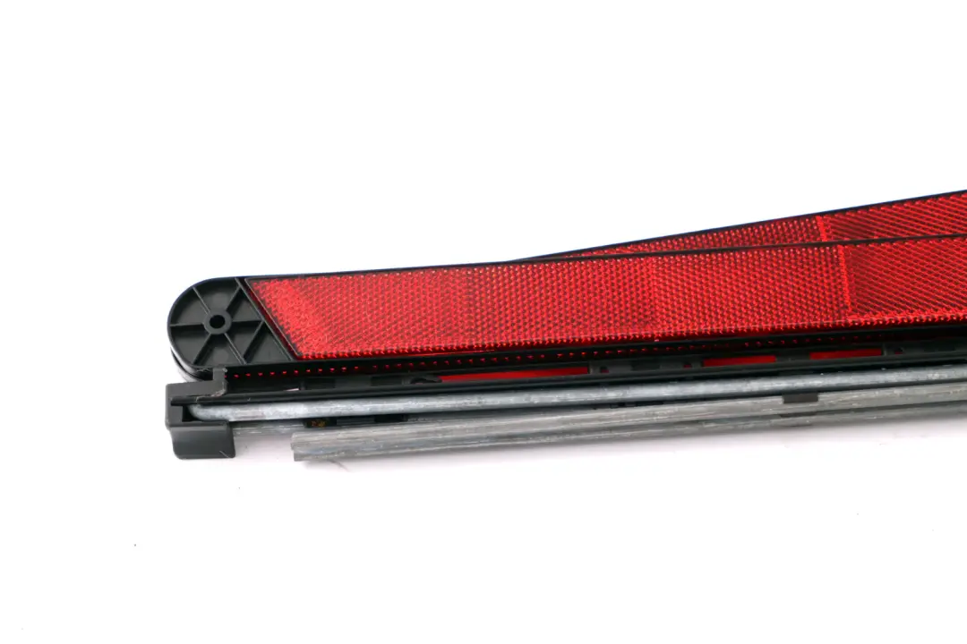 Triangolo di Emergenza per BMW E46 E60 E65 E66 con numero di parte 095535 BMW E46 E60 E65 E66 Triangolo di Emergenza - SKU 1095535 - Numero di parte 095535