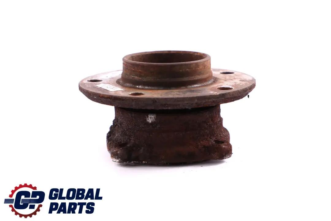 Mitnehmerflanschnabe Cuscinetto Ruota Mozzo Ruota per BMW E60 E61 E63 E64 con numero di parte 1095774 BMW E60 E61 E63 E64 Mitnehmerflanschnabe Cuscinetto Ruota Mozzo Ruota - SKU 1095774 - Numero di parte 1095774