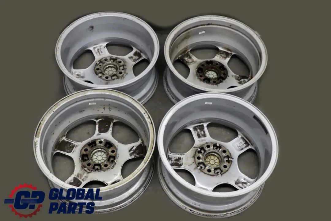 Complete 4x Wheel Alloy Rim 17" Star Spoke 57 7,5J ET:40 to BMW X5 E53 Silver with Part number 1096159 BMW X5 E53 Silver Complete 4x Wheel Alloy Rim 17" Star Spoke 57 7,5J ET:40 - SKU 1096159 - Part number 1096159