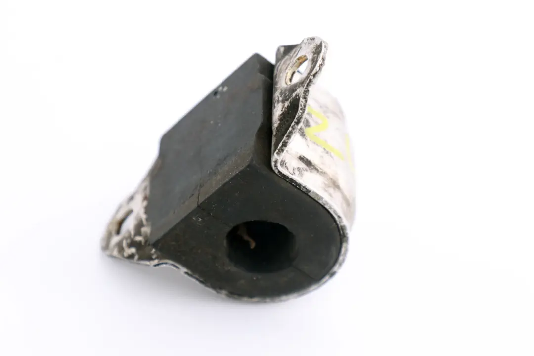 Front Axle Stabilizer Rubber Mounting Left/Right to BMW Z4 Series E85 E86 with Part number 1096365 BMW Z4 Series E85 E86 Front Axle Stabilizer Rubber Mounting Left/Right - SKU 1096365 - Part number 1096365
