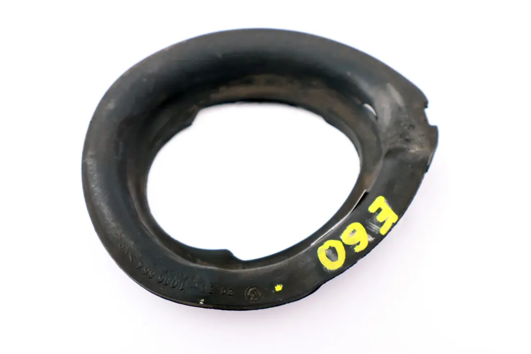 Federteller Untere Vorderradaufhängung Gummi Isolator für BMW E60 E61 E63 mit Teilenummer 1096664 BMW E60 E61 E63 Federteller Untere Vorderradaufhängung Gummi Isolator - SKU 1096664 - Teilenummer 1096664
