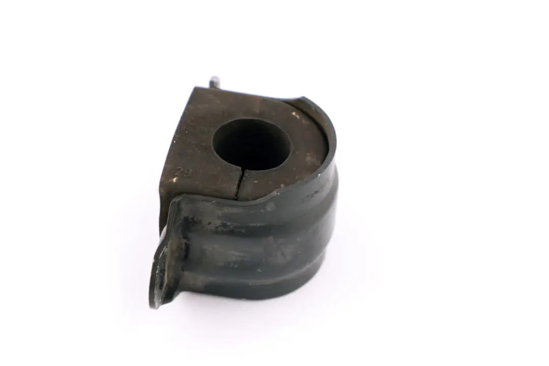 Guma Uchwyt Stabilizatora Przód do BMW E53 X5 o numerze 1097021 BMW E53 X5 Guma Uchwyt Stabilizatora Przód - SKU 1097021 - Numer Części 1097021