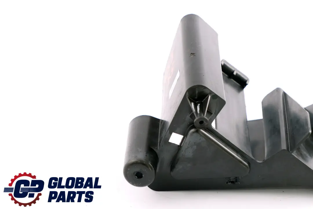 Cu?a Negro Soporte De plastico para BMW X5 E53 con número de pieza 1097068 BMW X5 E53 Cu?a Negro Soporte De plastico - SKU 1097068 - Número de pieza 1097068