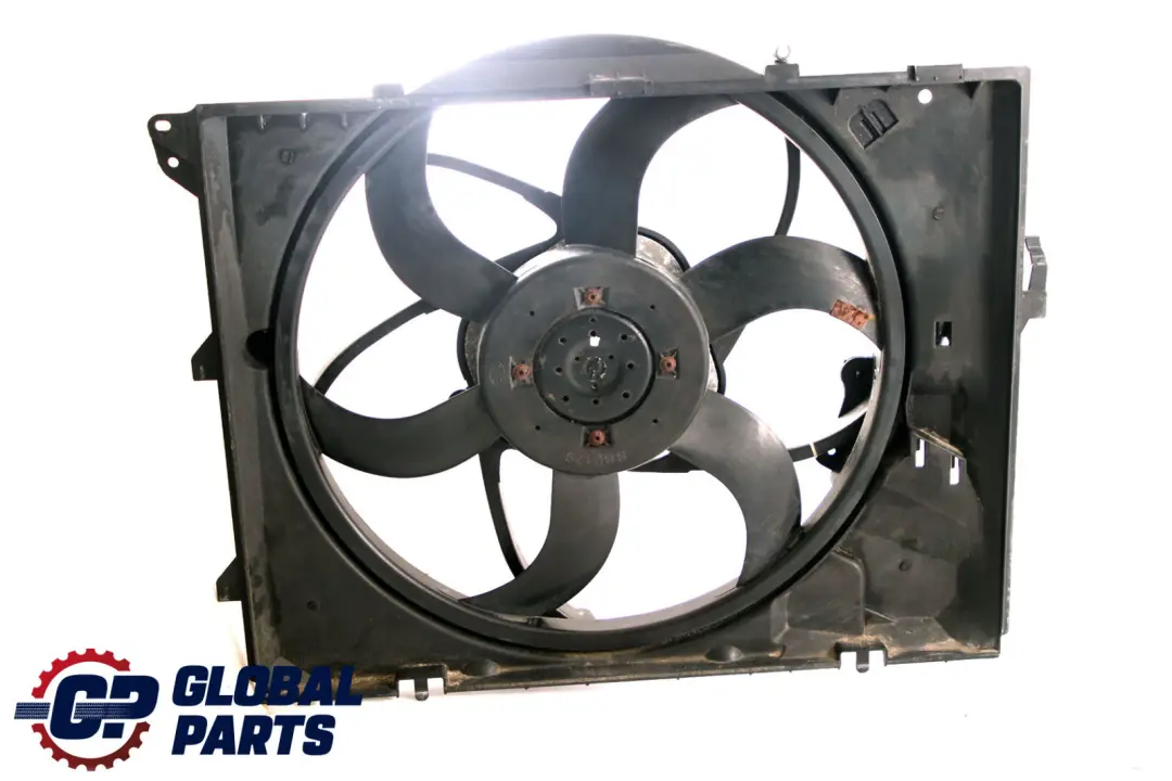 Benziner Kühlerlüftergehäuse mit Lüfter SYC für BMW E81 E87 E90 E91 E92 mit Teilenummer 116-223-70 BMW E81 E87 E90 E91 E92 Benziner Kühlerlüftergehäuse mit Lüfter SYC - SKU 116-223-70 - Teilenummer 116-223-70