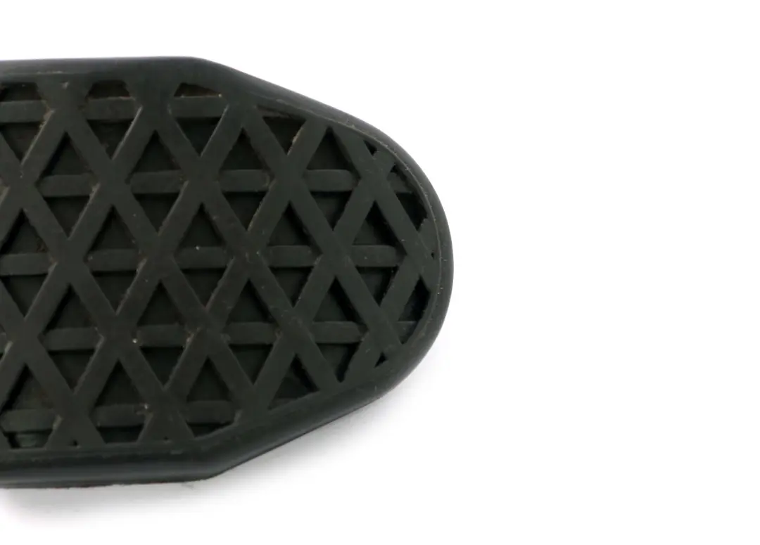 Brake Pedal Rubber Pad Cover to BMW E81 E87 E90 E91 F20 F30 with Part number 1160658 BMW E81 E87 E90 E91 F20 F30 Brake Pedal Rubber Pad Cover - SKU 1160658 - Part number 1160658