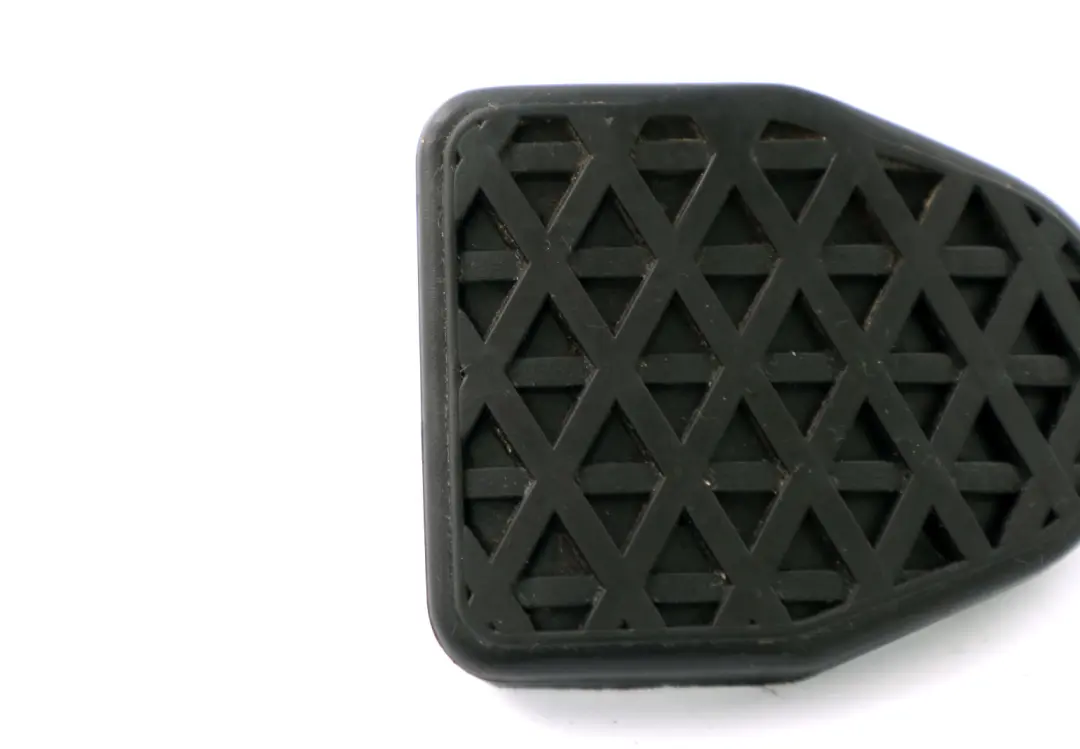Pedal de freno Cubierta de goma para BMW E81 E87 E90 E91 F20 F30 con número de pieza 1160658 BMW E81 E87 E90 E91 F20 F30 Pedal de freno Cubierta de goma - SKU 1160658 - Número de pieza 1160658