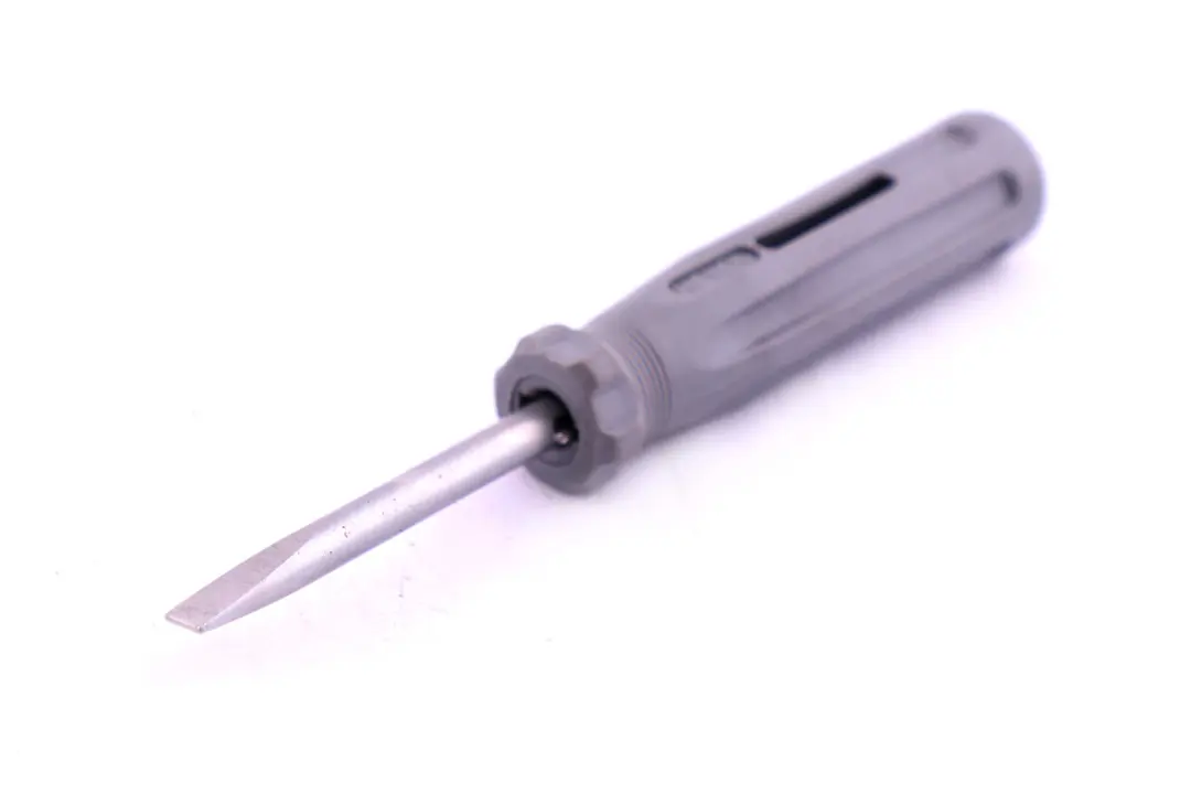 Tournevis Universel À Double Pointe pour BMW E60 E65 E87 E90 F10 F20 à propos du numéro de pièce 1179629 BMW E60 E65 E87 E90 F10 F20 Tournevis Universel À Double Pointe - SKU 1179629-1 - Numéro de pièce 1179629